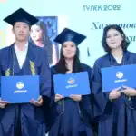 Мантии и диплом - как оформить вручение