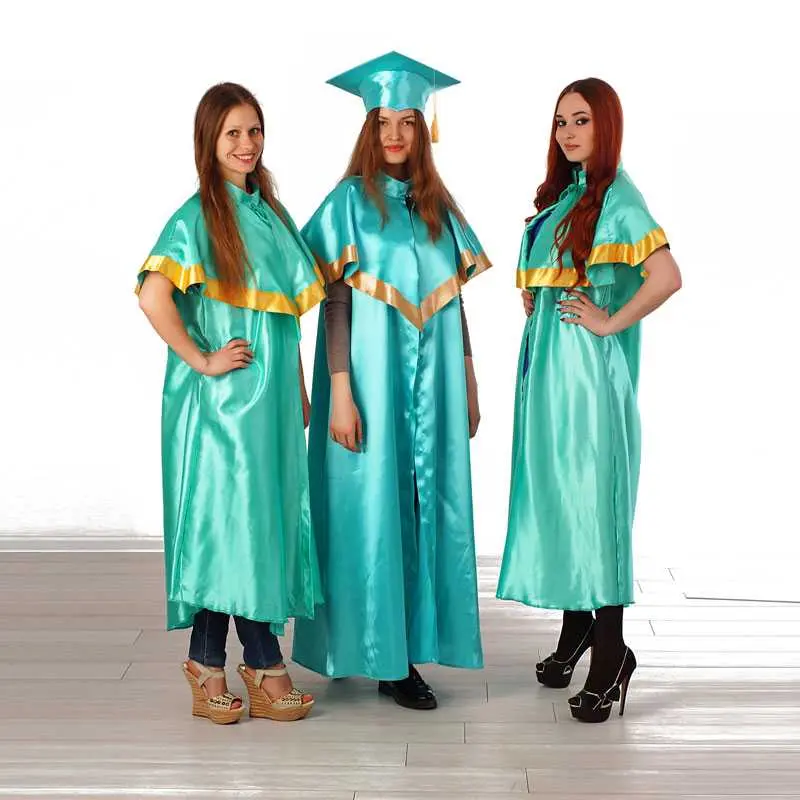 Прокат мантии по доступной цене – экономичный вариант для выпускного