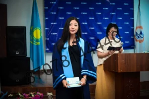 Выгодная покупка мантии – лучшие предложения для выпускного