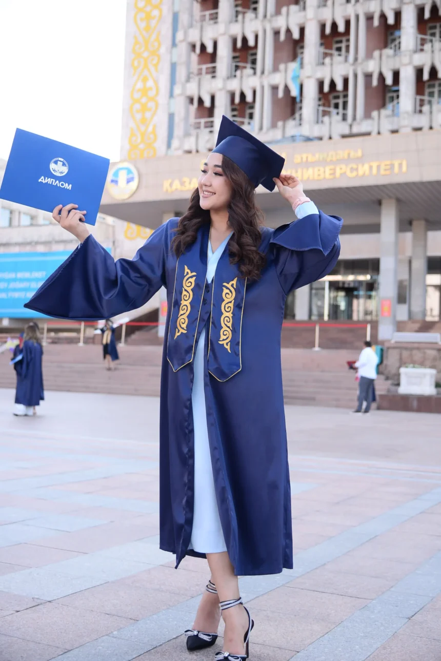 Мантия на первом курсе — зачем и как