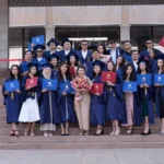 Торжественная мантия выпускника