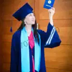 Мантия и шарф с символикой школы