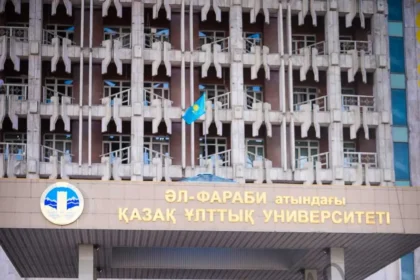 Прокат мантии по доступной цене