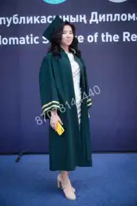 Мантия в стиле национальных традиций