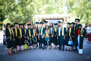 Мантия в частных школах