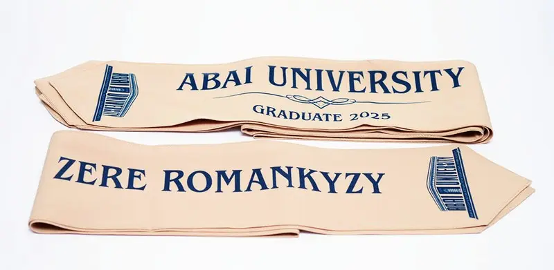 Как шарфик делает лук выпускника в 10 раз круче